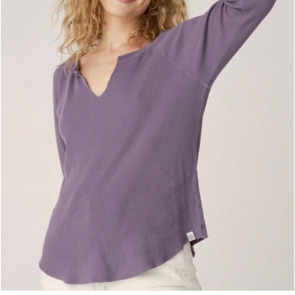 Daydreamer Solid Notch Neck Thermal Top Purple NWT